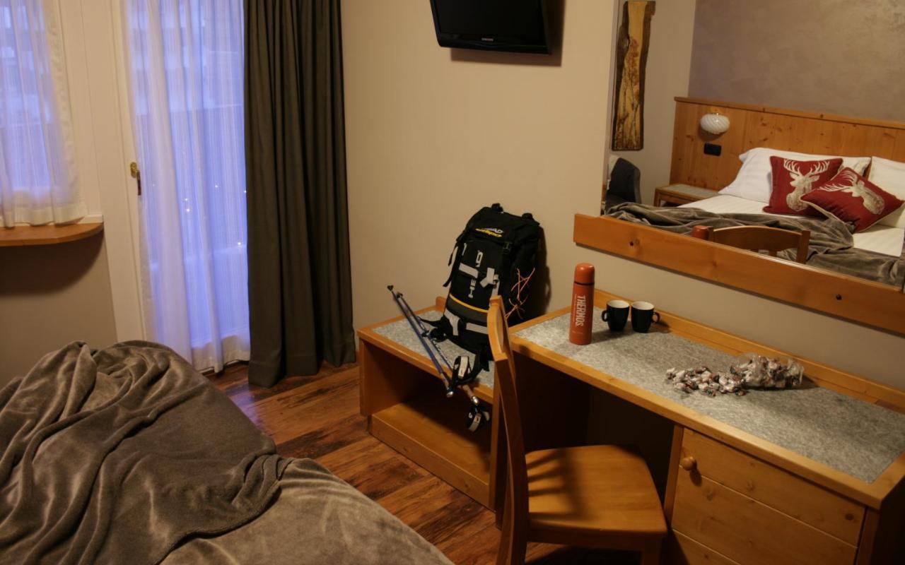 Hotel Larice Bianco Bormio Buitenkant foto